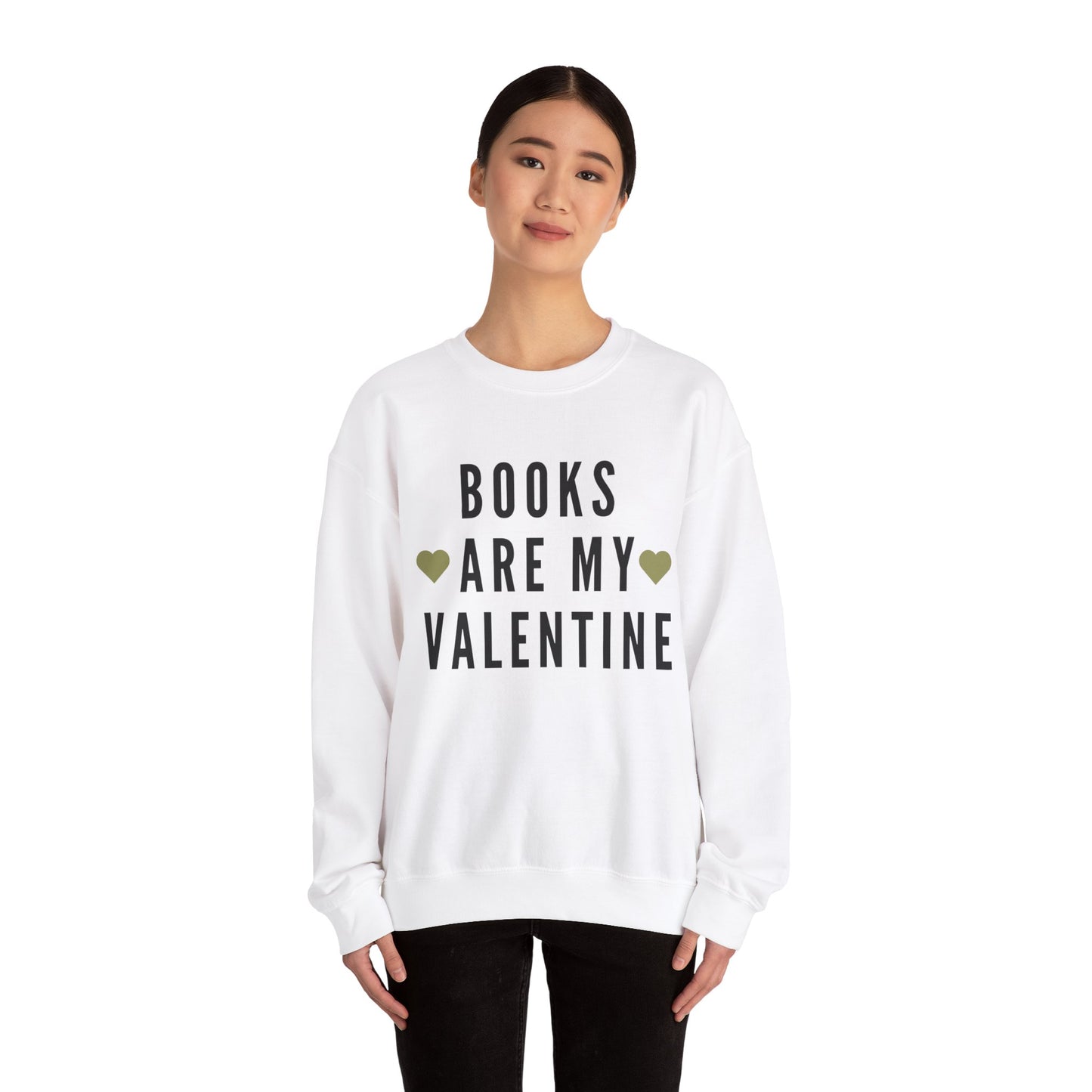 Books are my Valentine Heart Heavy Blend™ Crewneck Sweatshirt